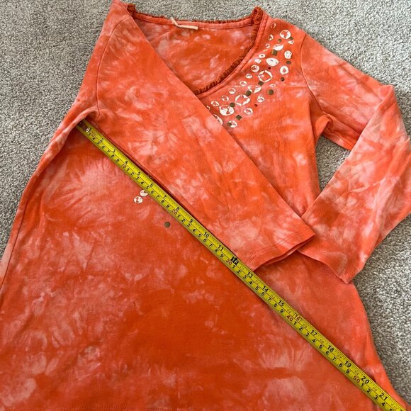 Coral Tie-Dye Y2K Studded Ruffle V-Neck Top - Picture 5 of 7